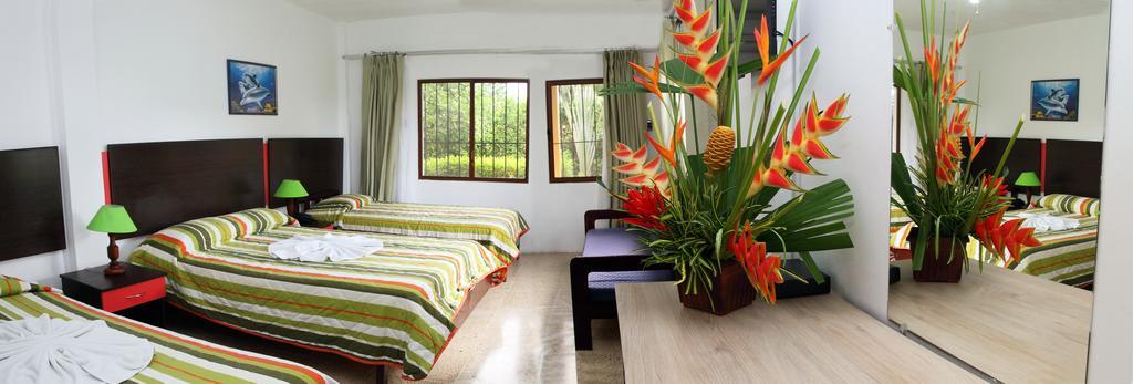 Hotel Puerto Ballesta Tonsupa Pokoj fotografie