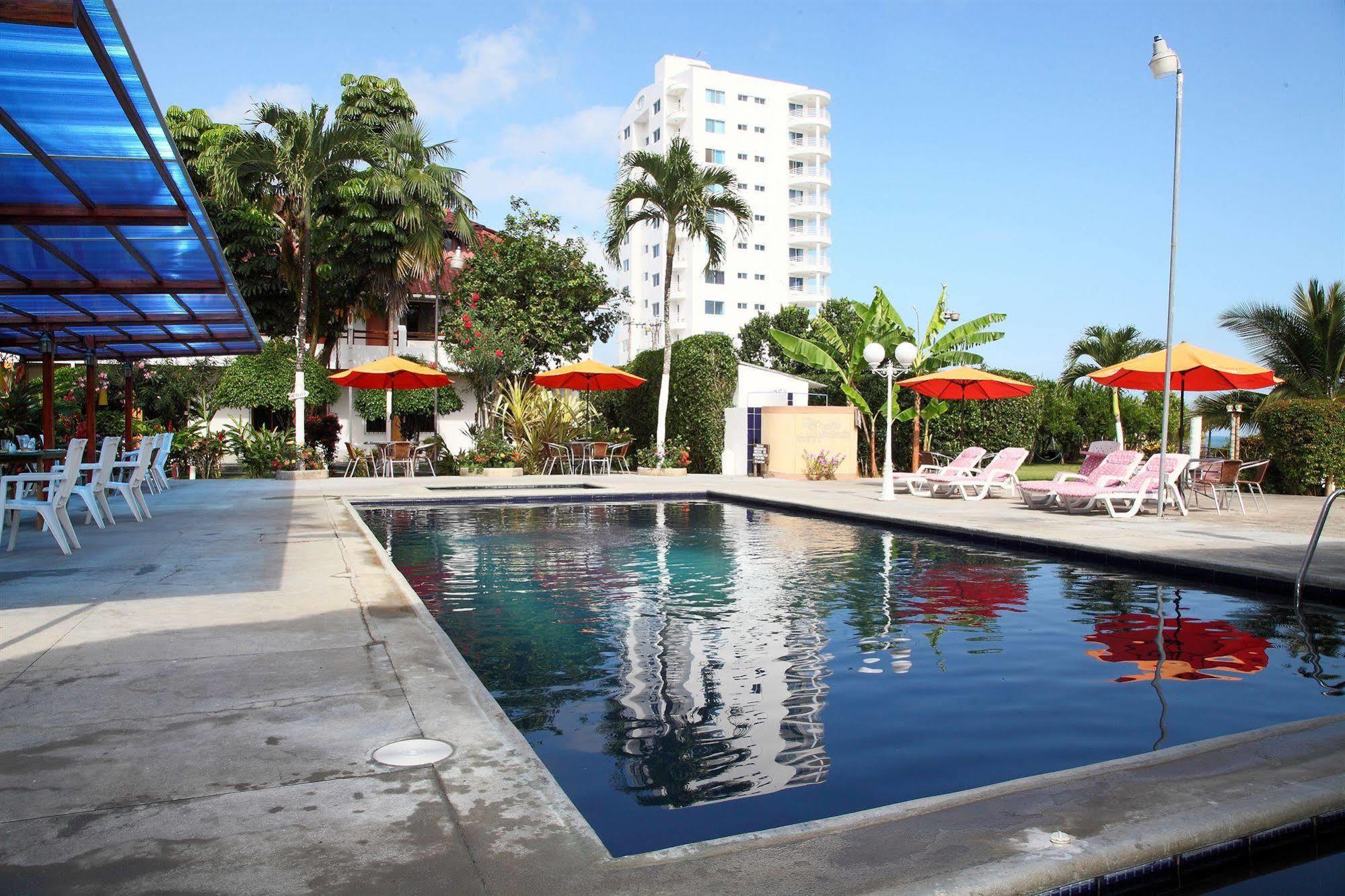 Hotel Puerto Ballesta Tonsupa Exteriér fotografie